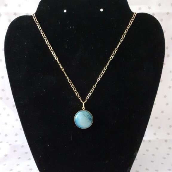 Collier cabochon Agate bleu des mers